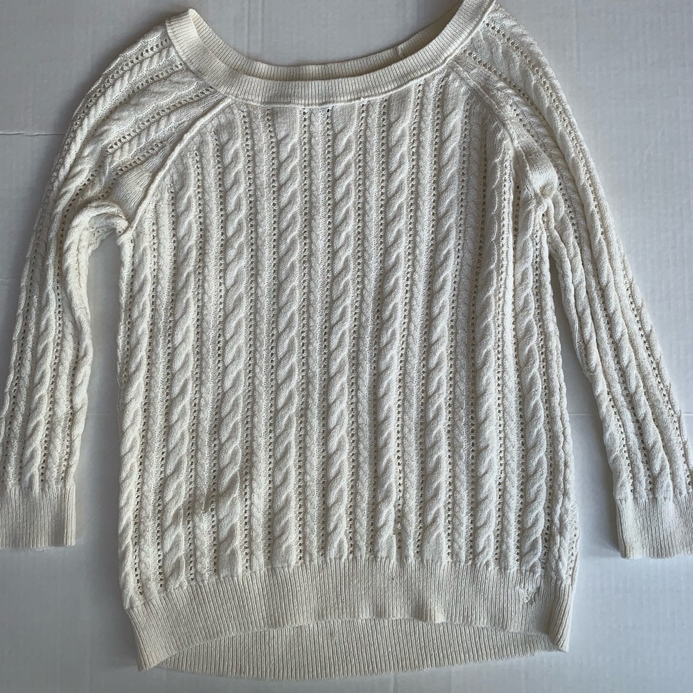 Off-white knit sweater only worn a few times